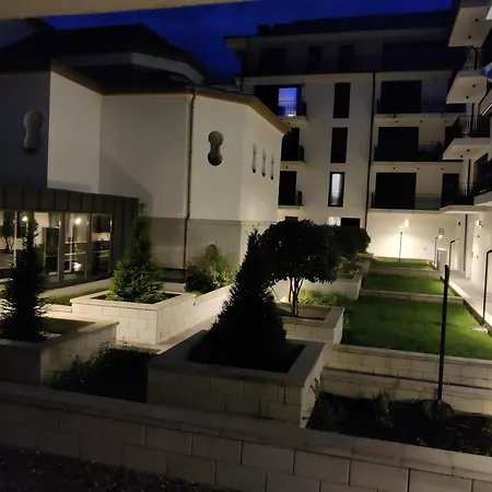 Belvaros & * İstolni Belgrad